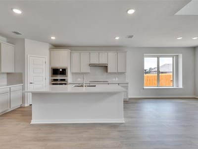 Primary bedroom at 623 Breeze Hollow Ln - 5 bed 4 bath home