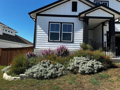 Living area at 705 Wagon Spoke Way - 4 bed 3 bath home