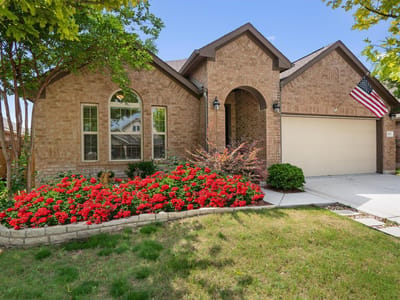 Living area at 708 Hereford Loop - 4 bed 3 bath home