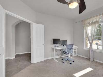 Primary bedroom at 721 Schefer ST - 4 bed 3 bath home
