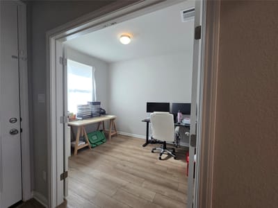 Primary bedroom at 727 Gray Fox LOOP - 4 bed 2 bath home