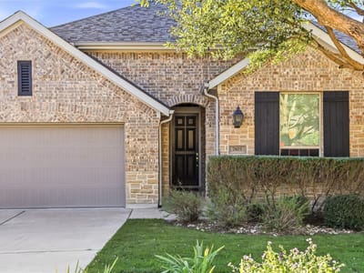 Living area at 7805 Turnback Ledge TRL - 4 bed 2 bath home