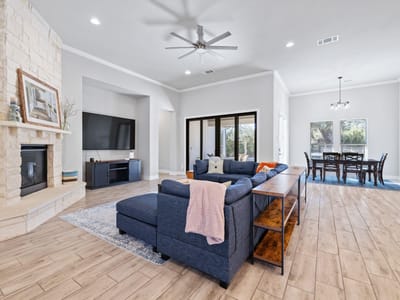 Living area at 805 Gipper Ln - 4 bed 4 bath home