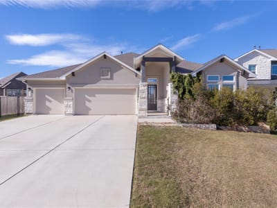 Living area at 819 Great Lawn Bnd - 4 bed 3 bath home