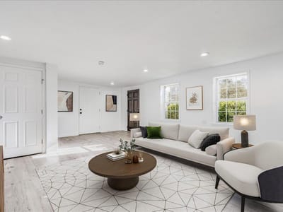 Living area at 8204 Williamson Creek Dr - 3 bed 2 bath home