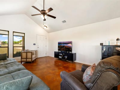 Primary bedroom at 833 Thousand Oaks Trl - 3 bed 2 bath home