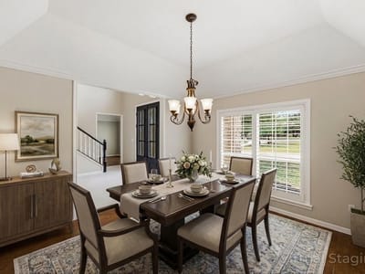 Primary bedroom at 900 Canyonwood DR - 6 bed 3 bath home