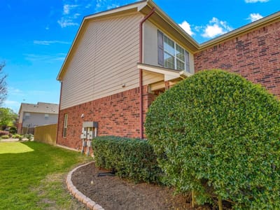 Primary bedroom at 92 Verde Ranch Loop - 3 bed 2 bath home
