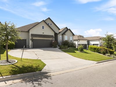 Living area at 921 Trevi Fontana Dr - 4 bed 3 bath home