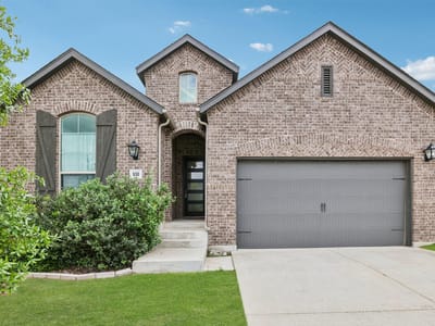 Living area at 930 Nautical Loop - 4 bed 3 bath home