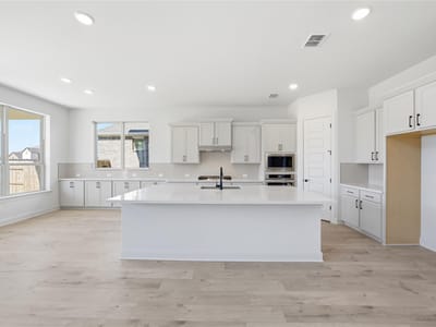 Primary bedroom at 933  Sunny Ridge Dr - 6 bed 4 bath home