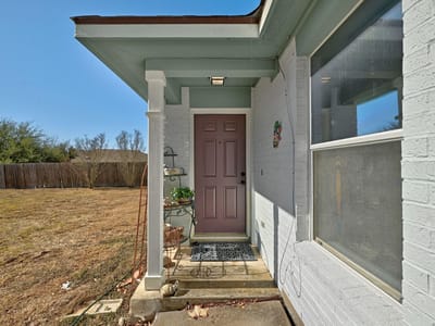 Kitchen at 981 Shadow Creek BLVD - 4 bed 2 bath home