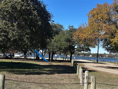 Primary bedroom at Lots 319 - 321 Driftwood DR - Tanglewood / Shores, Granite Shoals, TX