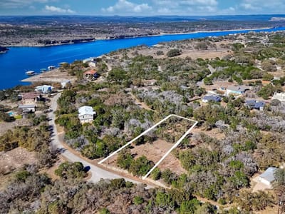 Primary bedroom at 21808 Mockingbird/Falcon St - Emerald Bend Sec 1, Lago Vista, TX