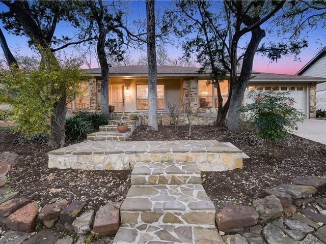 2705 Tether Trl, Austin TX 78704