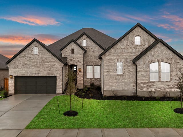 1000 Twisted Tarpley LN