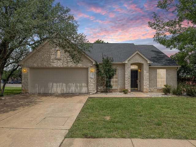 1000 Woodview DR
