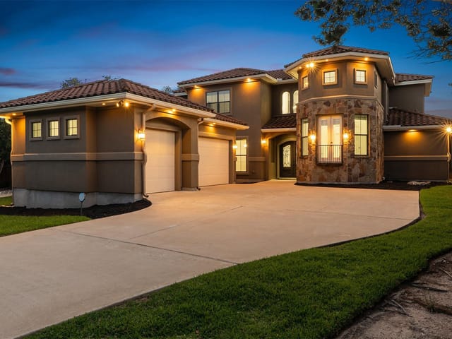 1001 Villa Hill Dr
