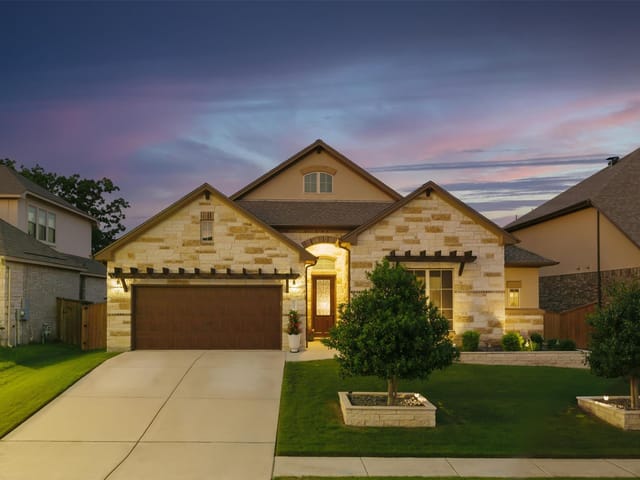 1004 Hezekiah LN