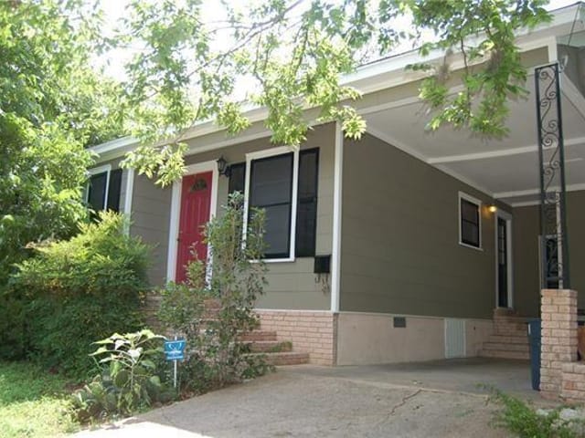 1006 Winsted Ln