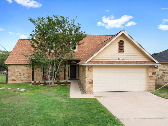10102 Twin Lake LOOP