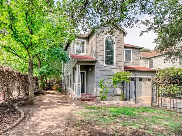 1011 Brodie St Unit #5