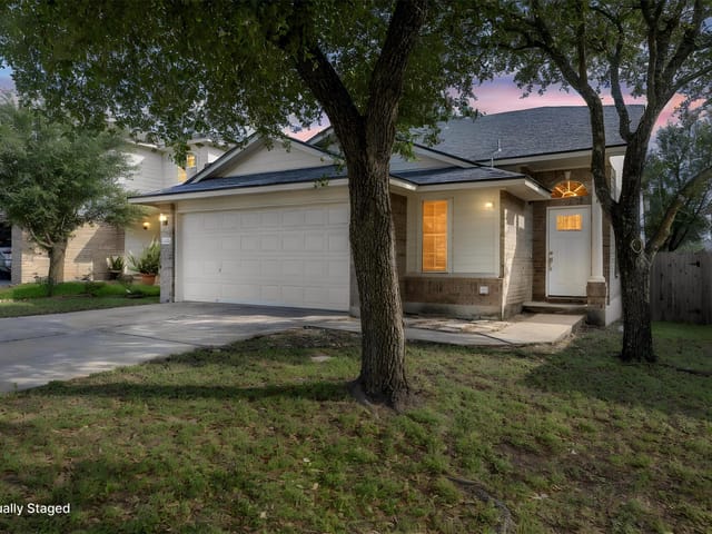 1013 Sweet Melissa DR
