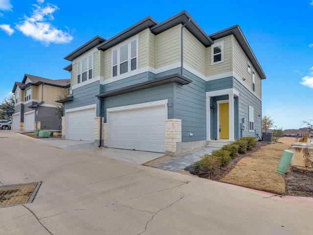 1015 Vista View Dr Unit #101
