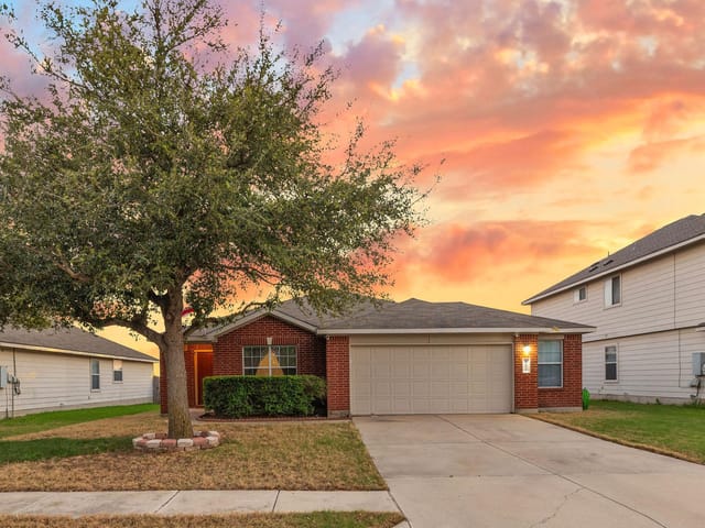 102 Camellia Dr