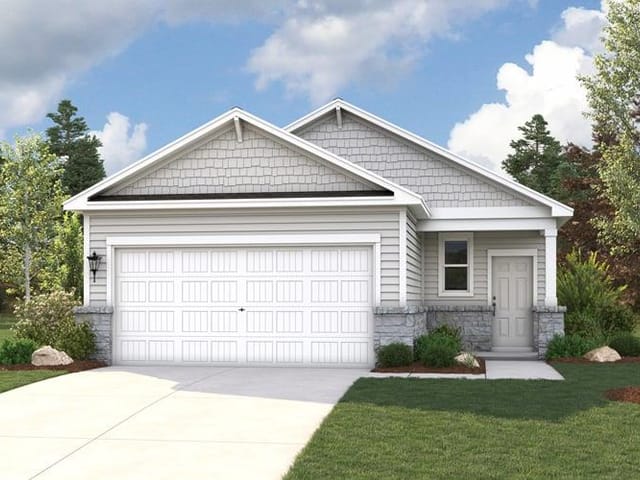 102 Hornet St