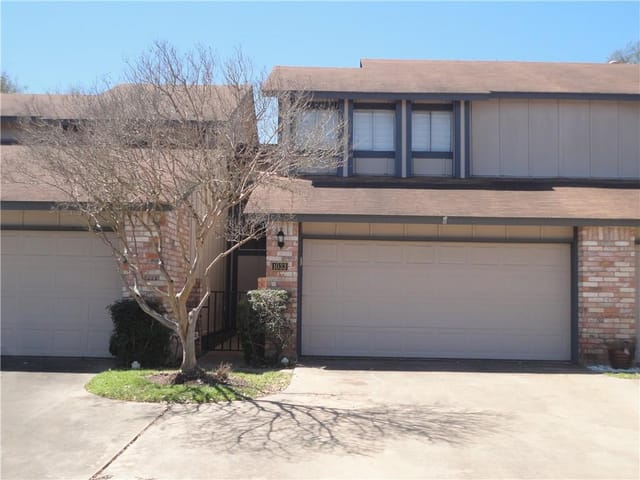 1033 Verbena Dr