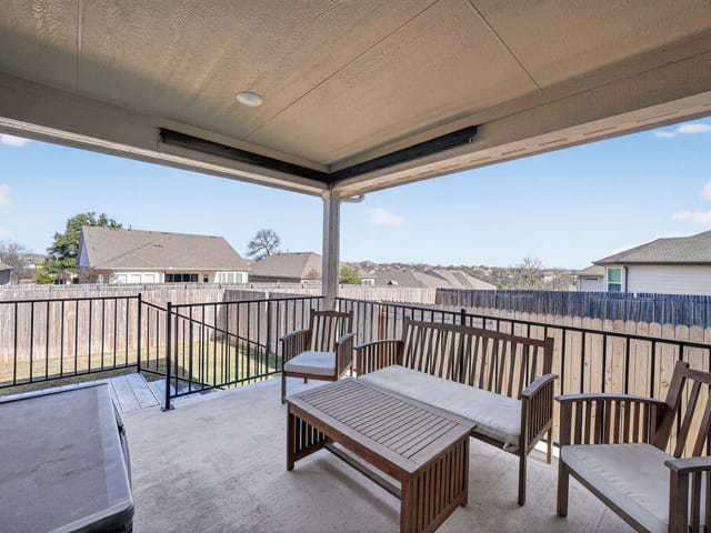1036 View Dr