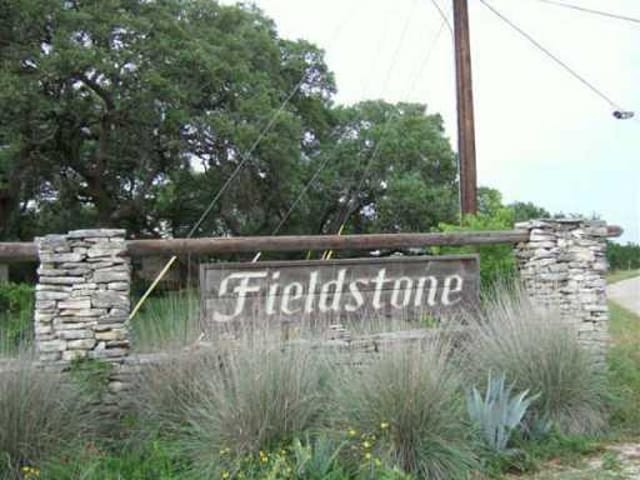 10370 Fieldstone LOOP