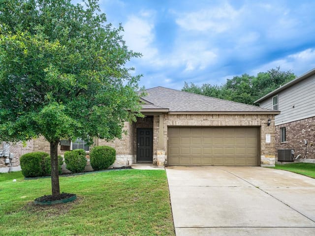 104 Golden Butterfly DR