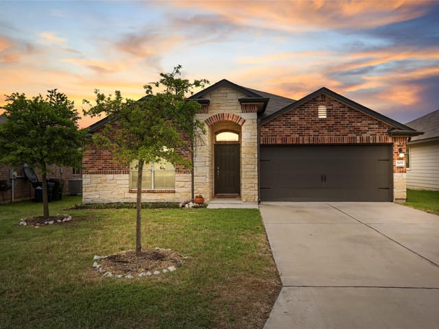 105 Plata LN