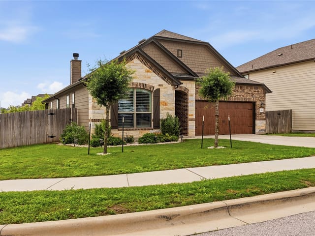 105 West Point WAY