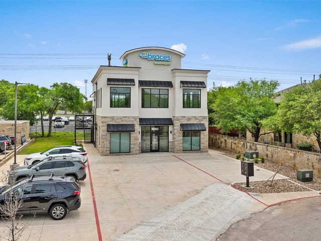 10521 Parmer Ln