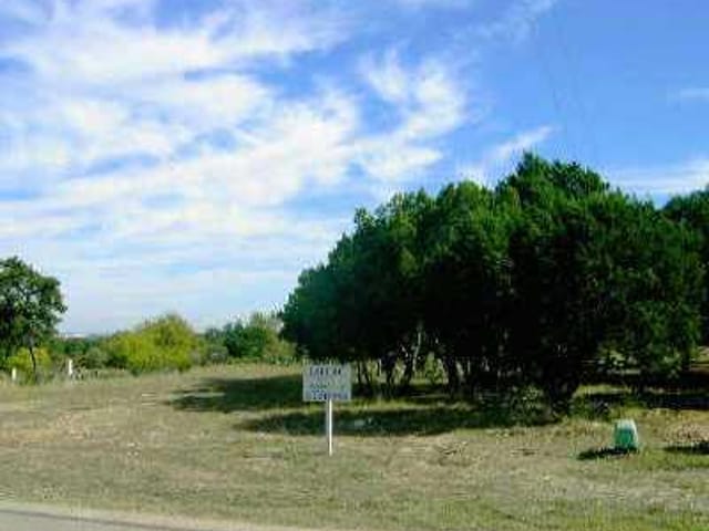 106 River Chase BLVD