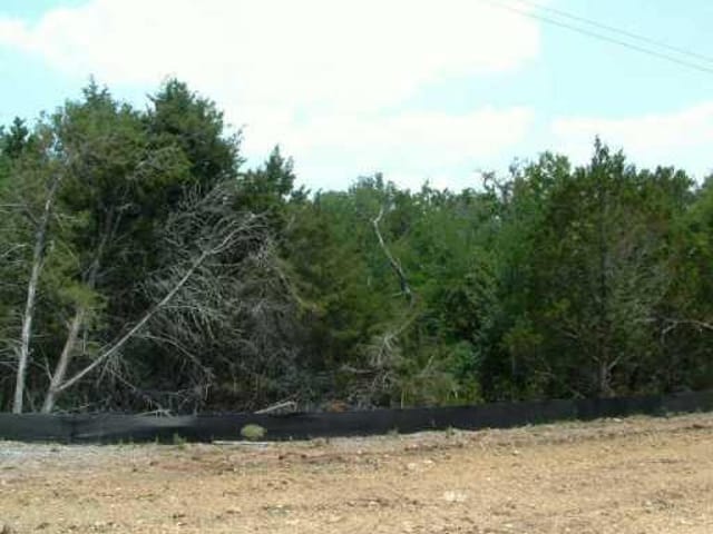 106 Stable Oaks DR