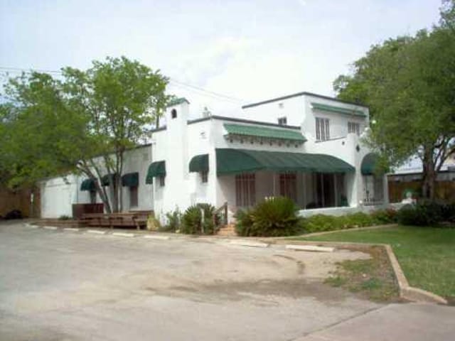 106 W Bagdad Ave