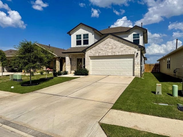 107 Hamilton Pool Ln