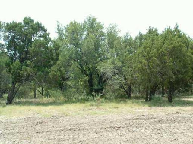 107 Stable Oaks DR