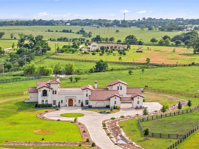 108 Country Vista Ln