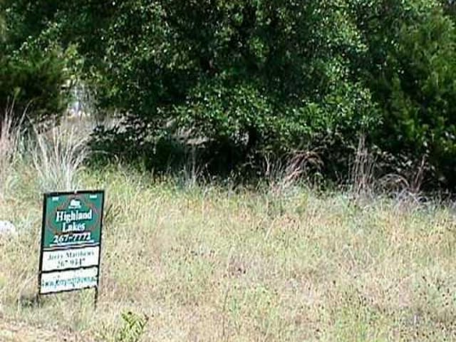 108 LAKEFRONT DR