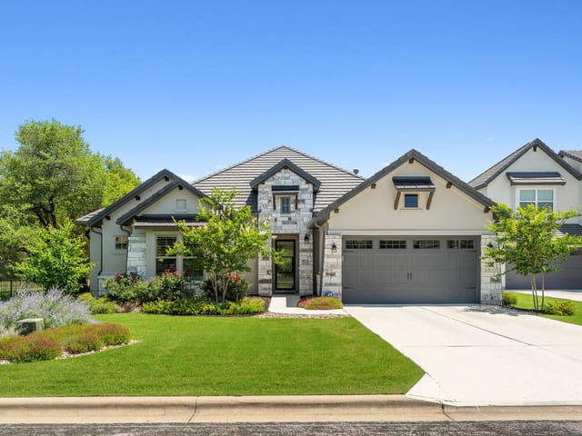 108 Oak Trail DR