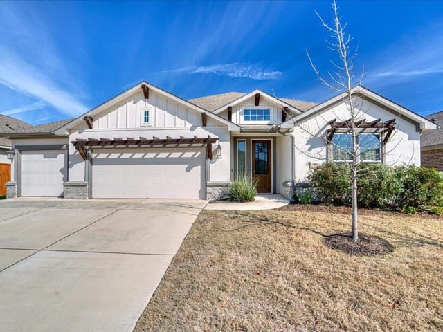 108 Strata Dr