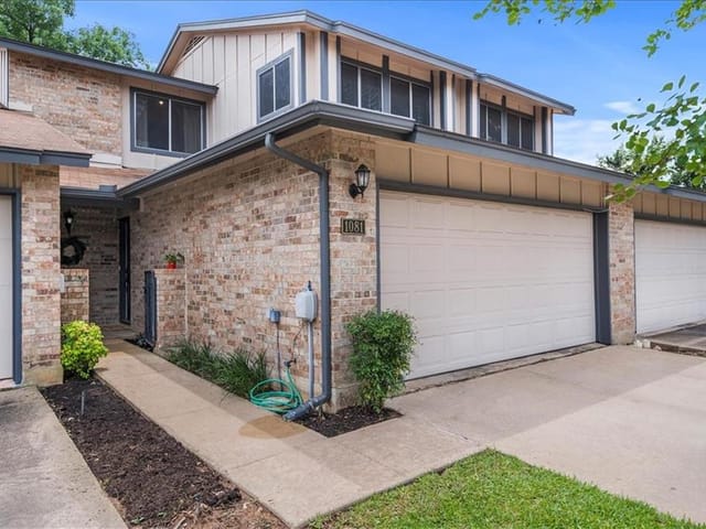 1081 Verbena Dr