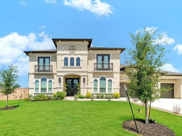 110 Gaston DR