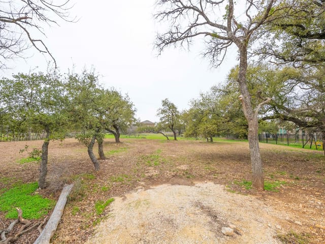 110 Stately Oak DR
