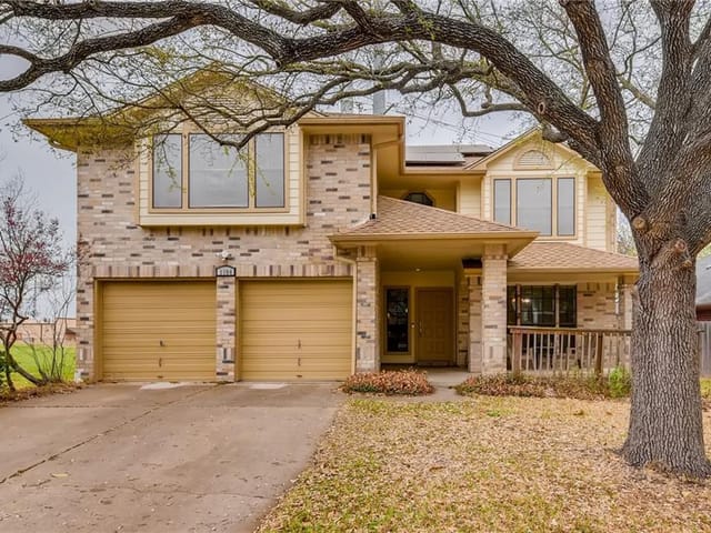 1104 Weatherford Dr